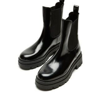 Sister X Soeur Gemma Black Chelsea’s Patent Boot